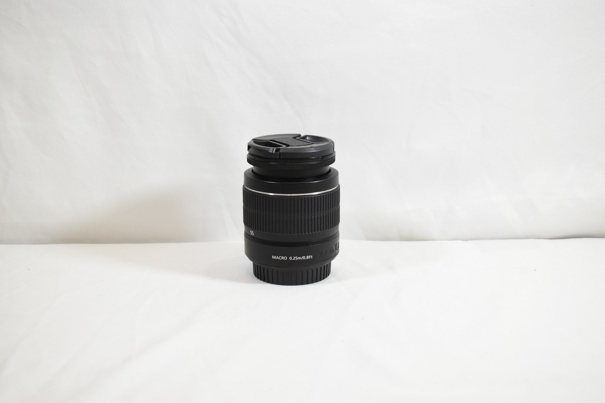 Canon EF-S 18-55mm F/3.5-5.6 III Lens - EF-S-Mount Lens