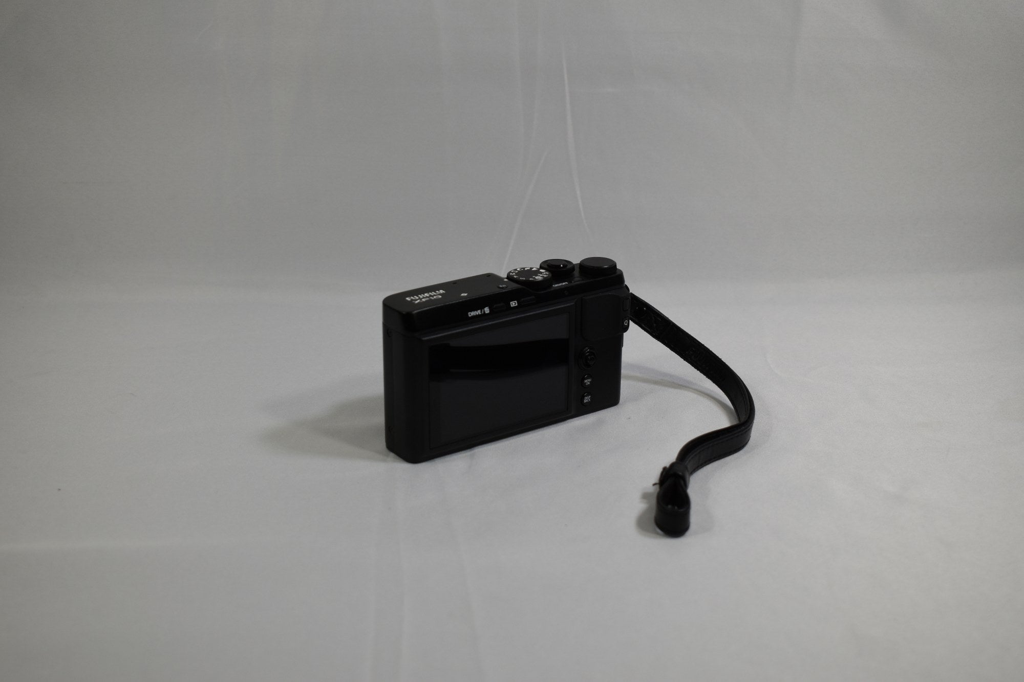 FUJIFILM XF 10 Digital Camera