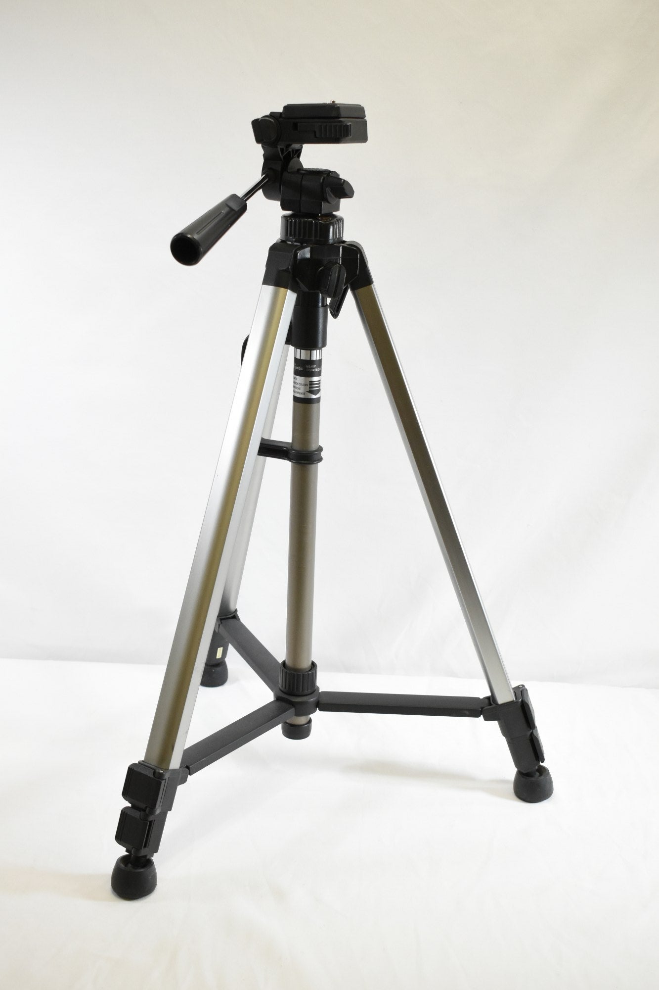 Hakuba S-4500 3-Section Camera Tripod