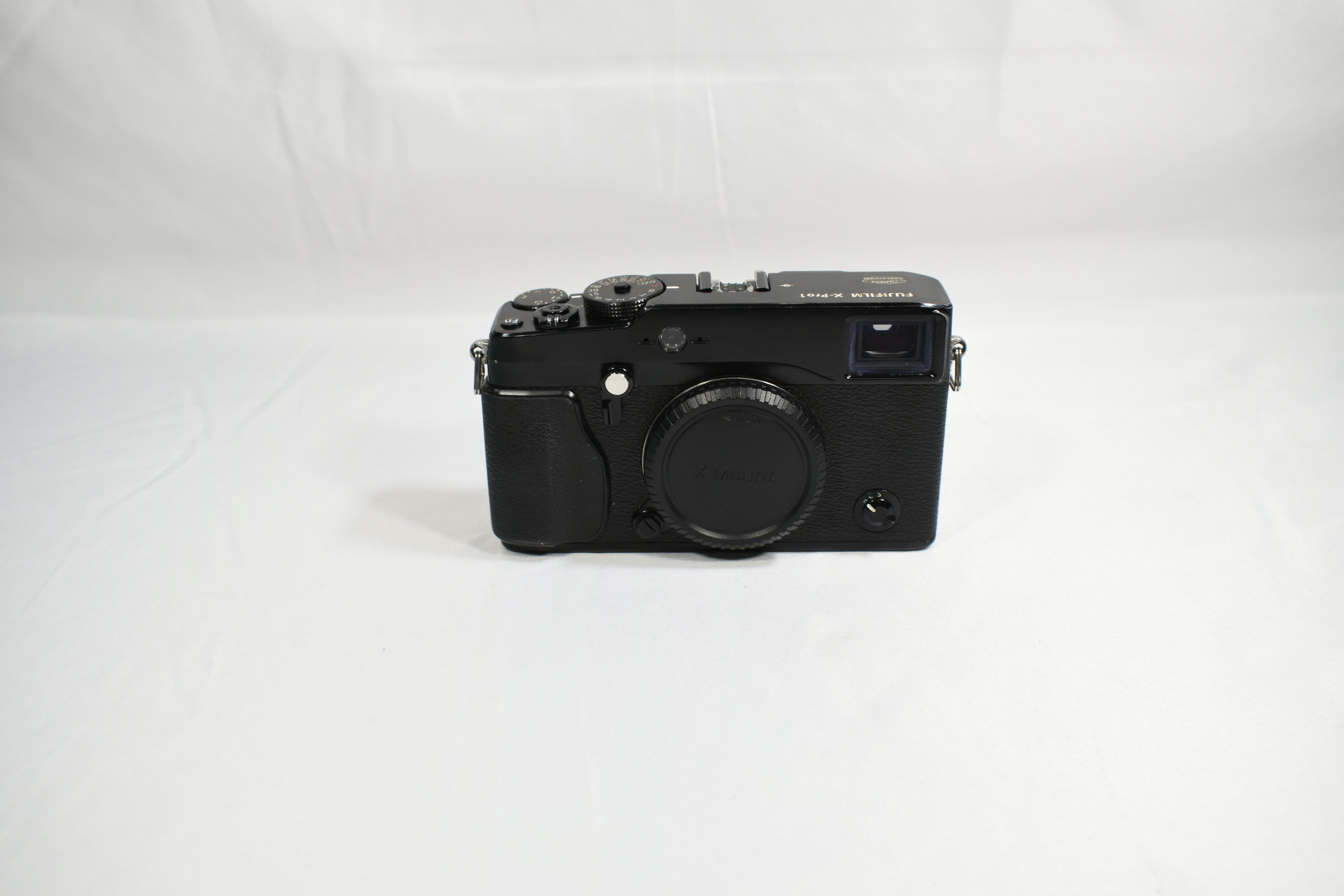 FUJIFILM X-Pro1 Mirrorless Digital Camera - Body