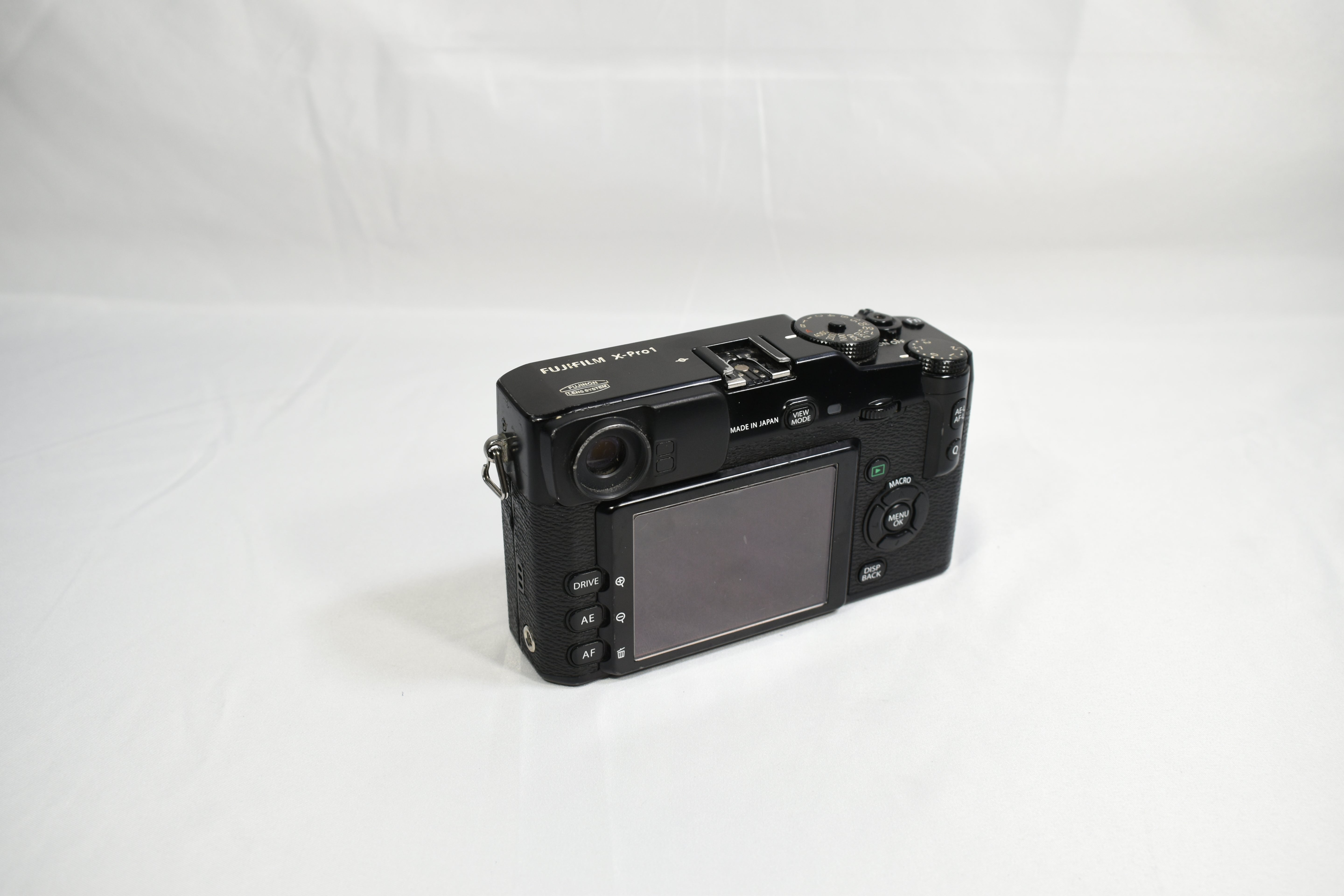 FUJIFILM X-Pro1 Mirrorless Digital Camera - Body