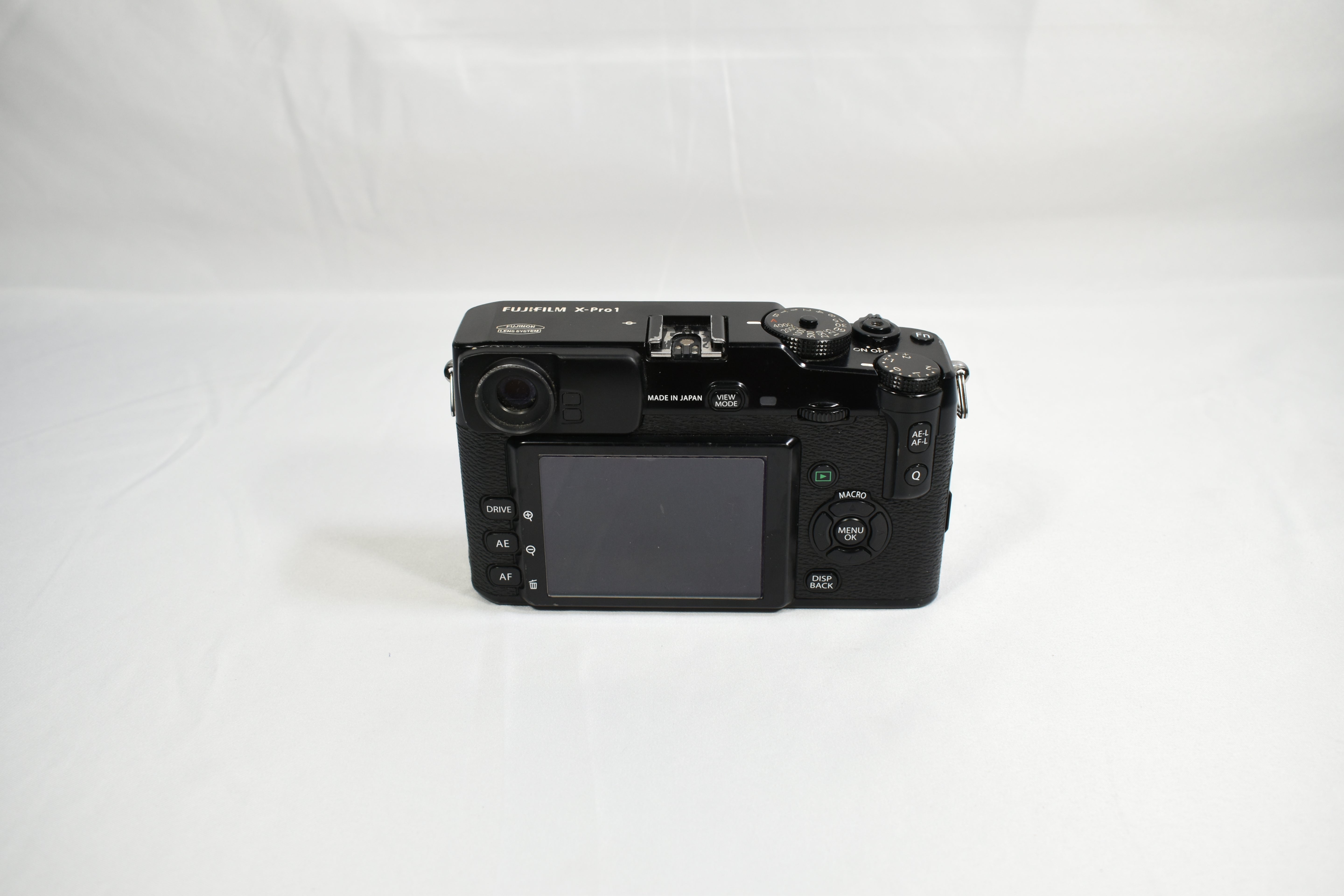 FUJIFILM X-Pro1 Mirrorless Digital Camera - Body