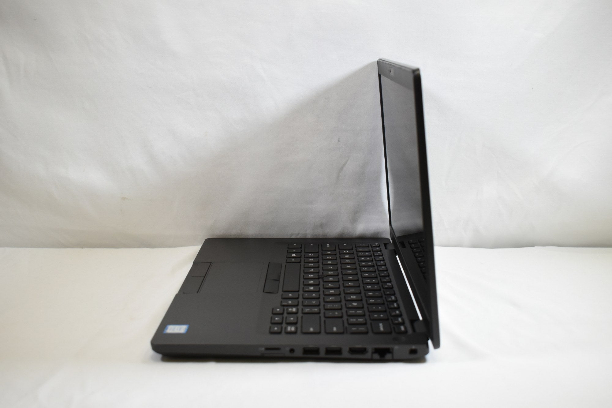 Dell Latitude 5400 14" - Intel i7 8665U 16GB 256GB - Laptop