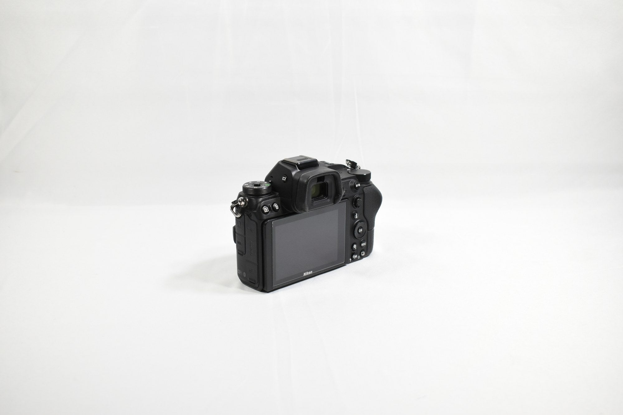 Nikon Z6 Mirrorless Camera - Body