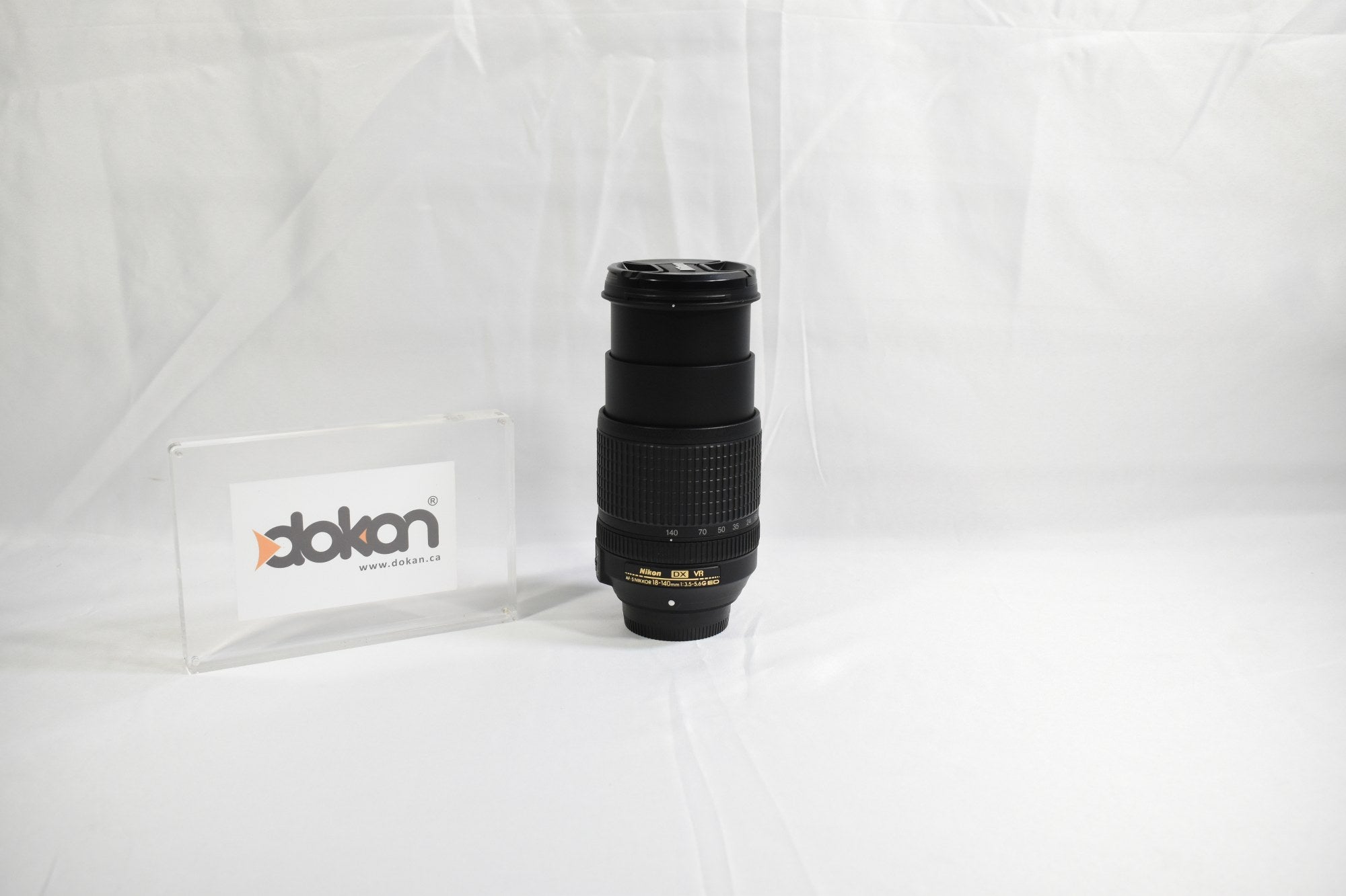 Nikon AF-S DX NIKKOR 18-140mm f/3.5-5.6G ED VR Lens - F-Mount Lens/DX Format