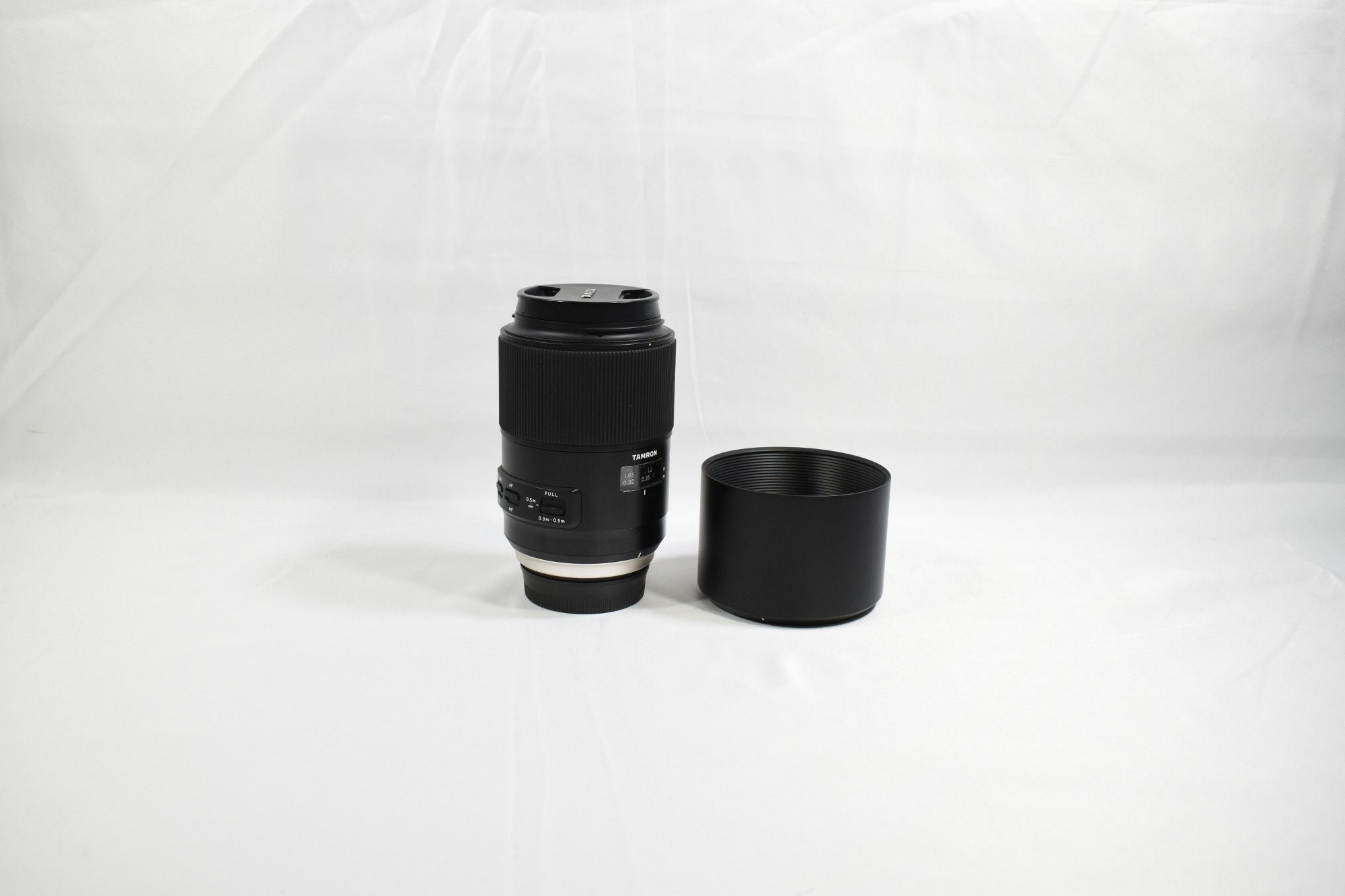 Tamron SP 90mm f/2.8 Di Macro 1:1 VC USD Lens - F-Mount/FX Format