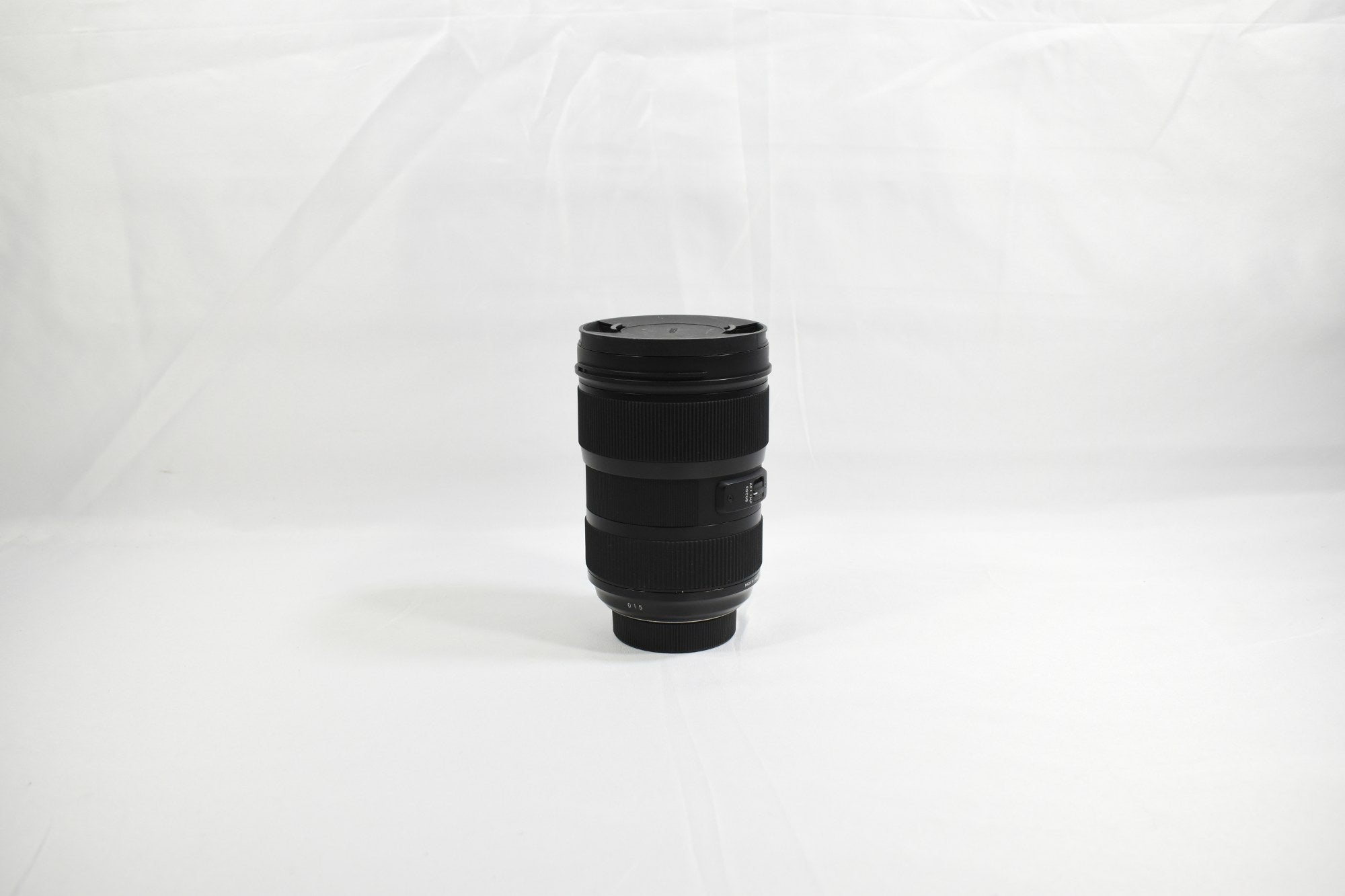 Sigma 24-35mm F/2 DG HSM Art Lens - F-Mount Lens/FX Format