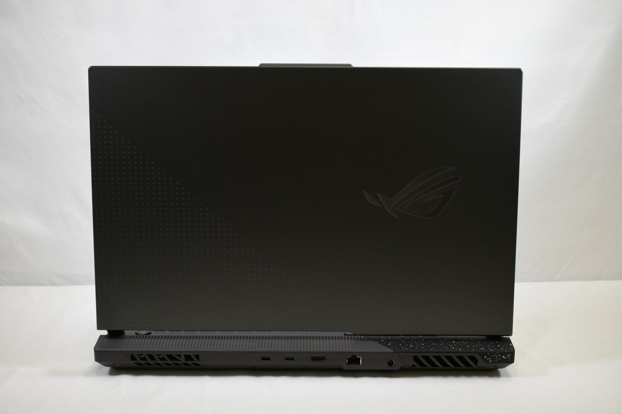 ASUS ROG Strix G17 (G713PV-DS91-CA) 17" - Ryzen 9 7945HX 16GB 1TB - Laptop