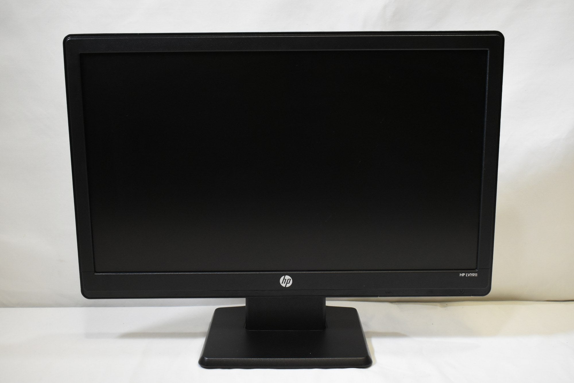 HP LV1911 18" Monitor