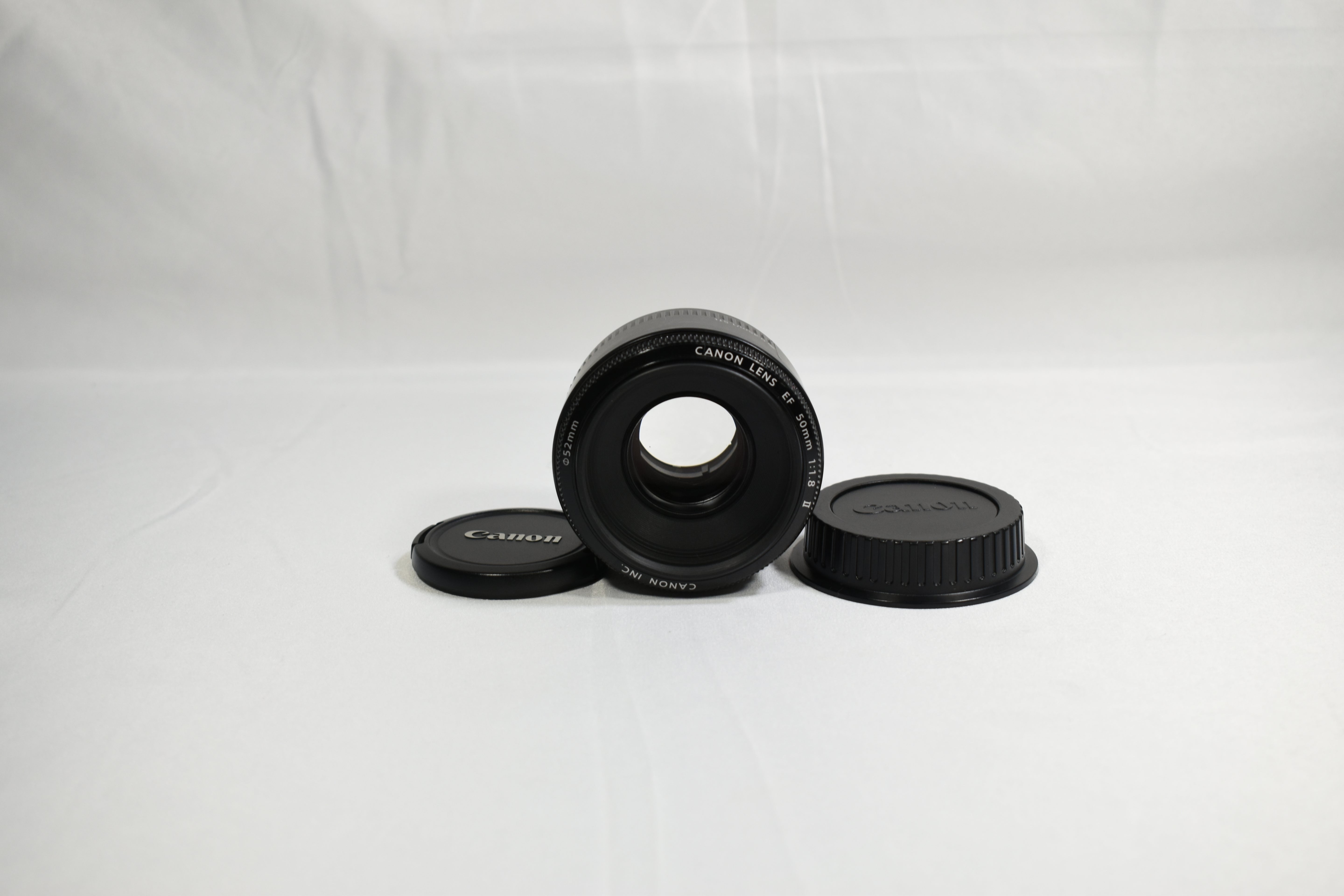 Canon EF 50mm f/1.8 II Lens - EF-Mount Lens