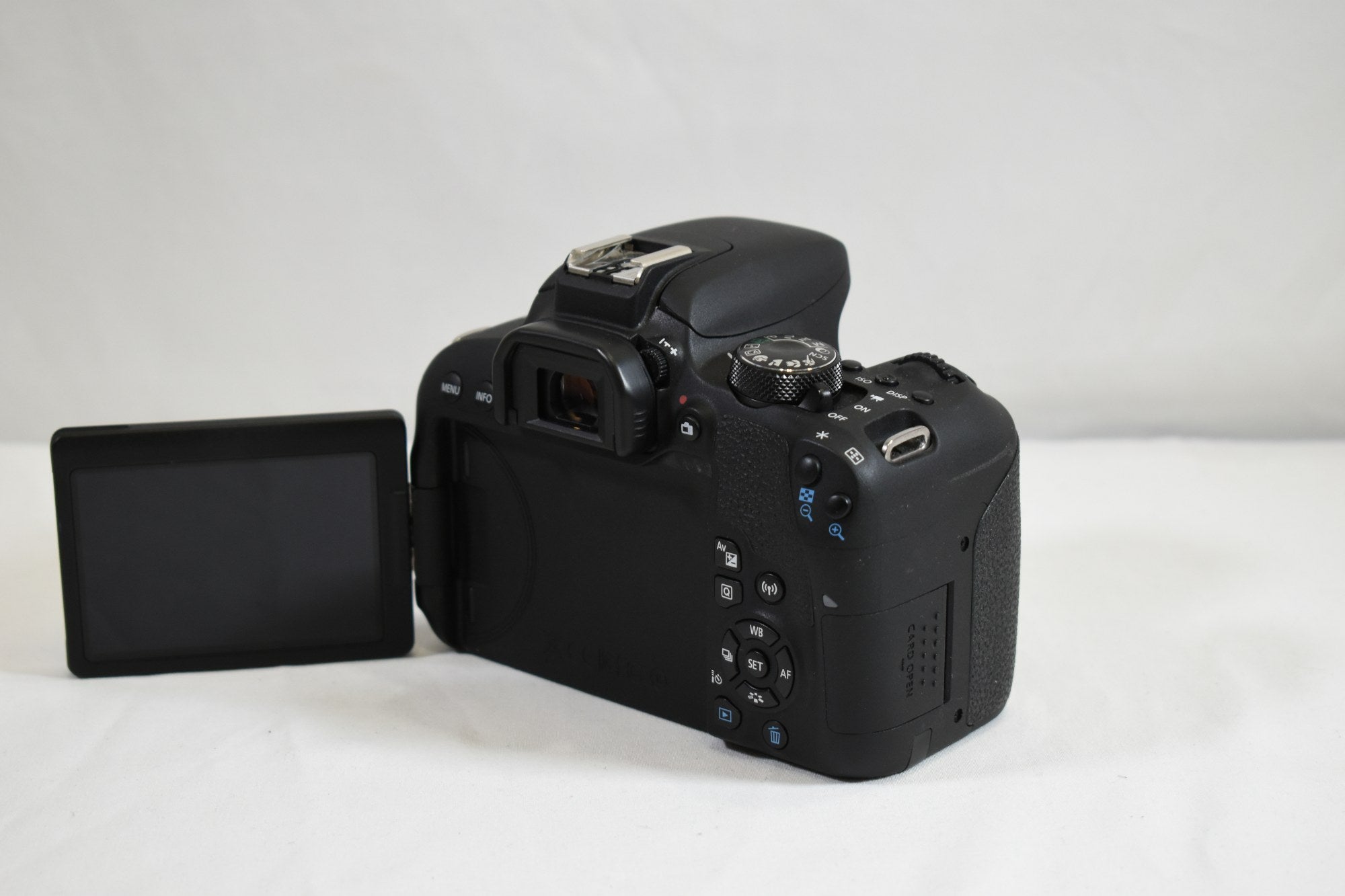 Canon EOS Rebel T7i DSLR Camera - Body