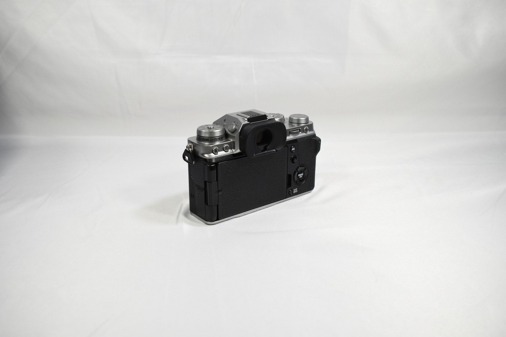 FUJIFILM X-T4 Mirrorless Camera - Body