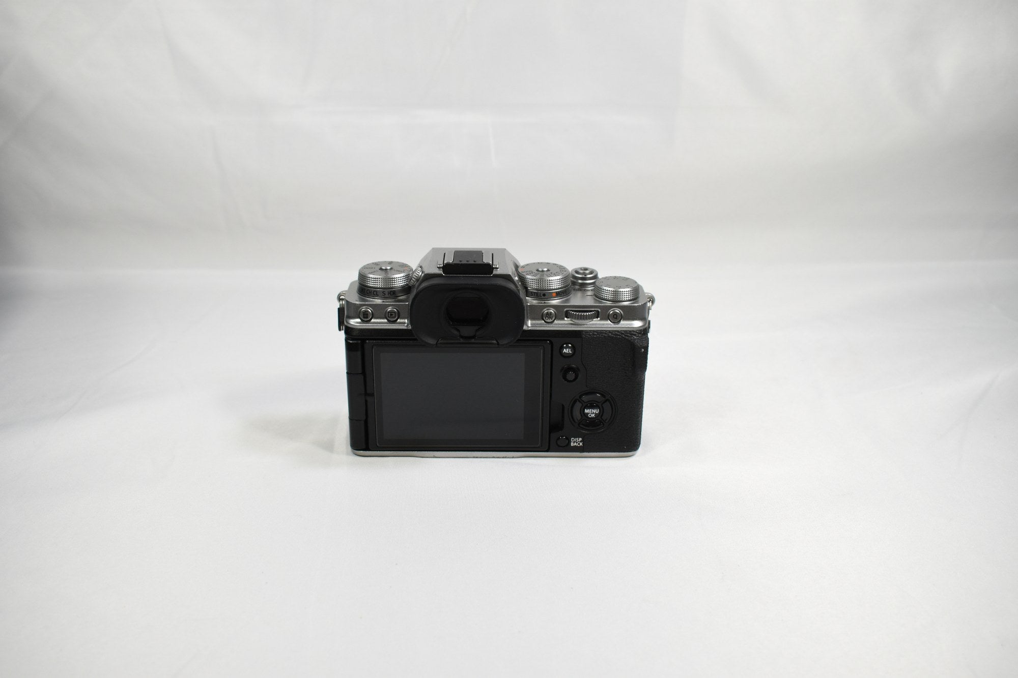 FUJIFILM X-T4 Mirrorless Camera - Body