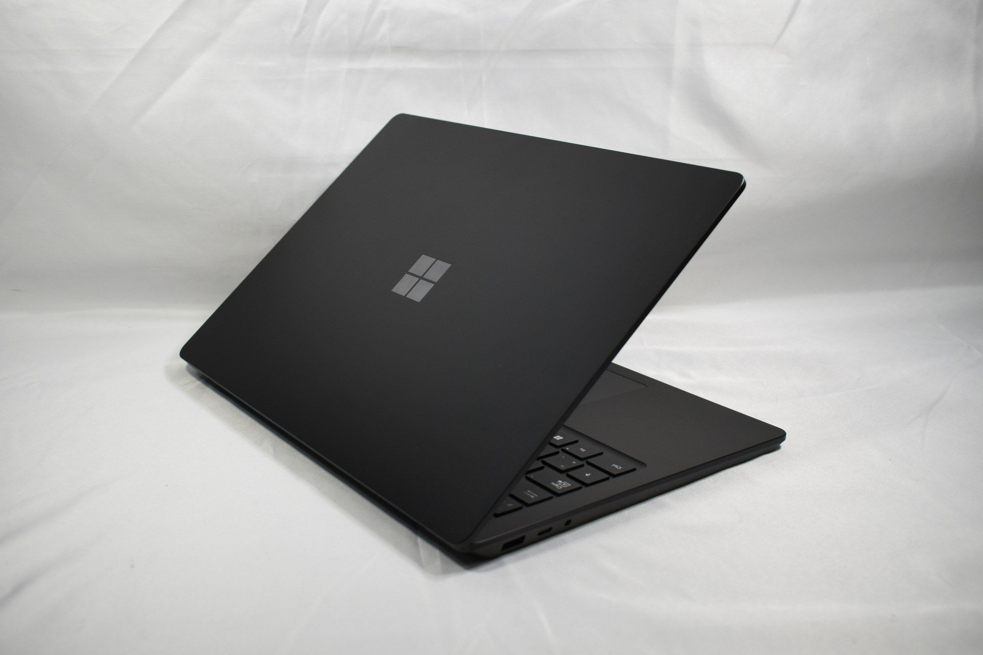 Laptop Surface 6 13" - Intel Ultra 7 165H 32GB 512GB - Laptop de Negocios