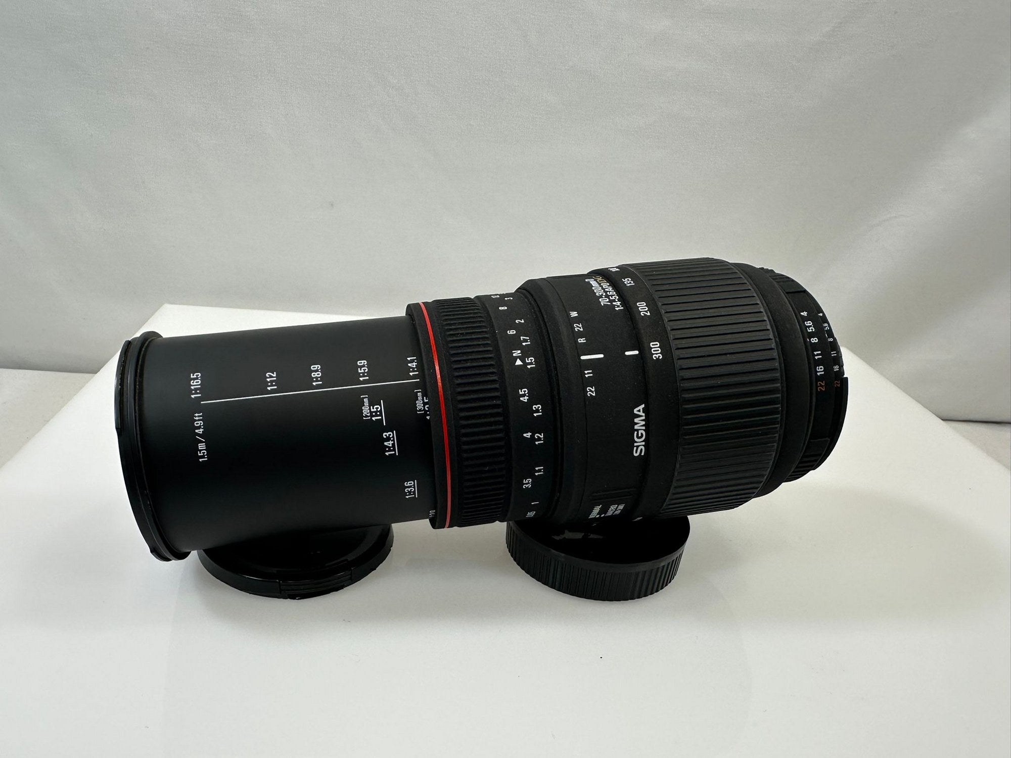SIGMA 70-300mm F4-5.6 APO DG MACRO For Nikon AF Lens