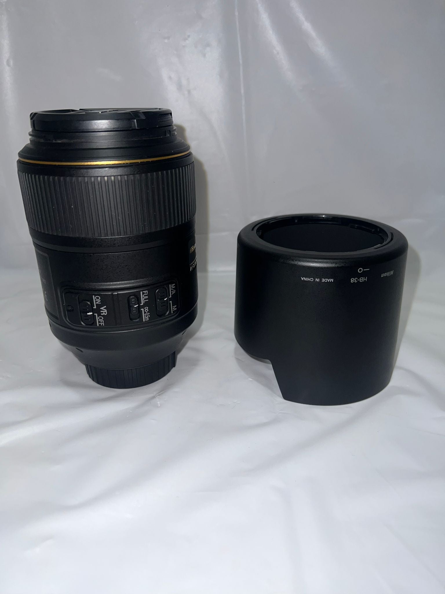 Nikon AF-S Micro NIKKOR 105 mm f/2.8G IF-ED VR - Objectif à monture F / format FX - DOKAN