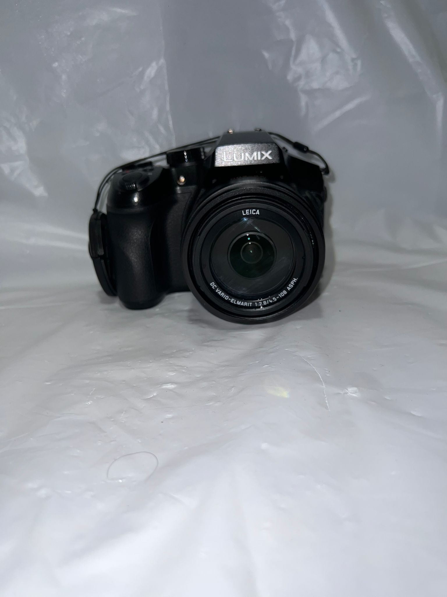 Panasonic Lumix DMC-FZ300 4K Super Zoom Camera - Leica 25-600mm Zoom Lens - DOKAN