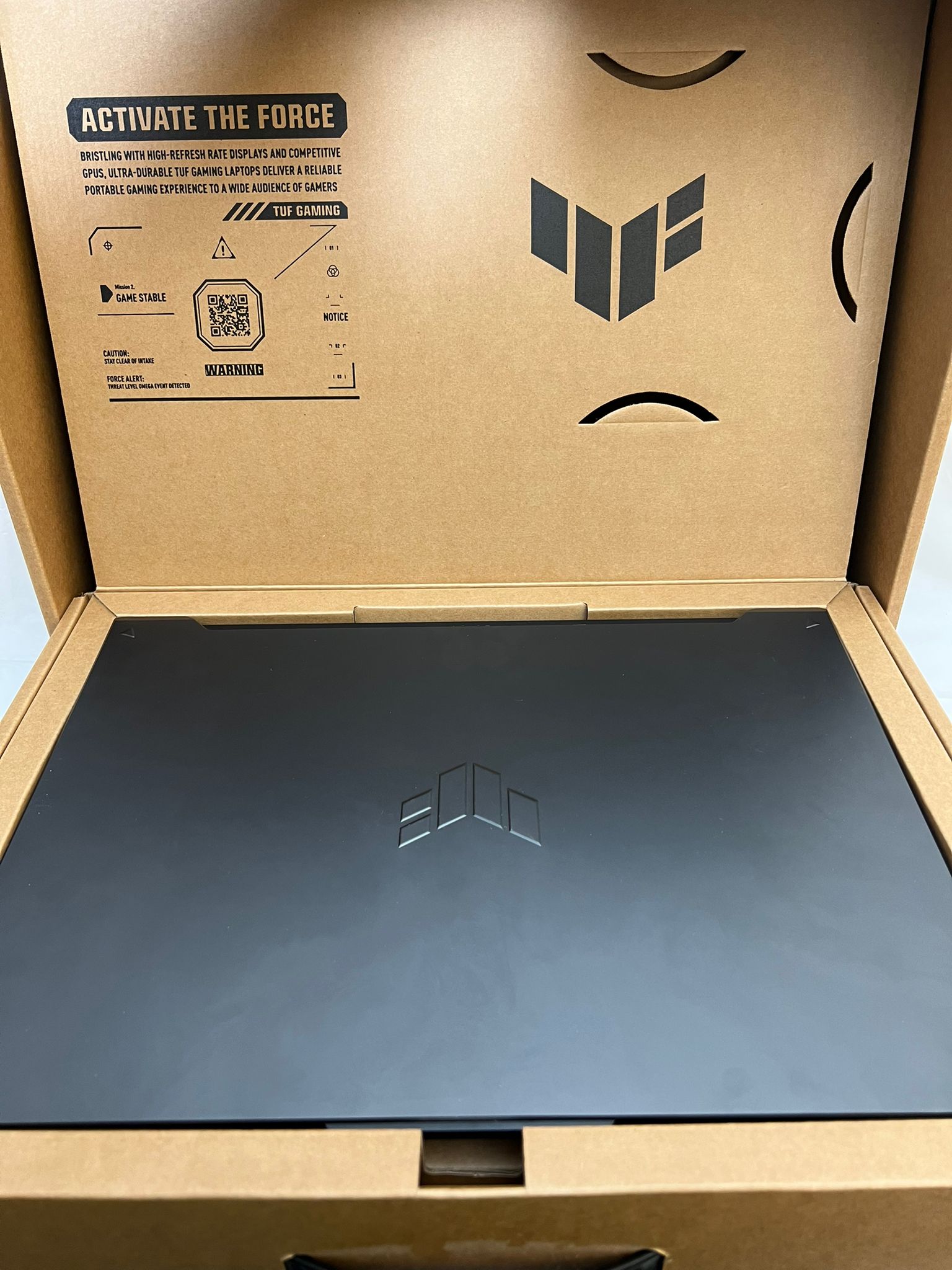 ASUS TUF A16 16" - Ryzen 5 7535HS 16GB 500GB RTX 4050 - Portátil gaming