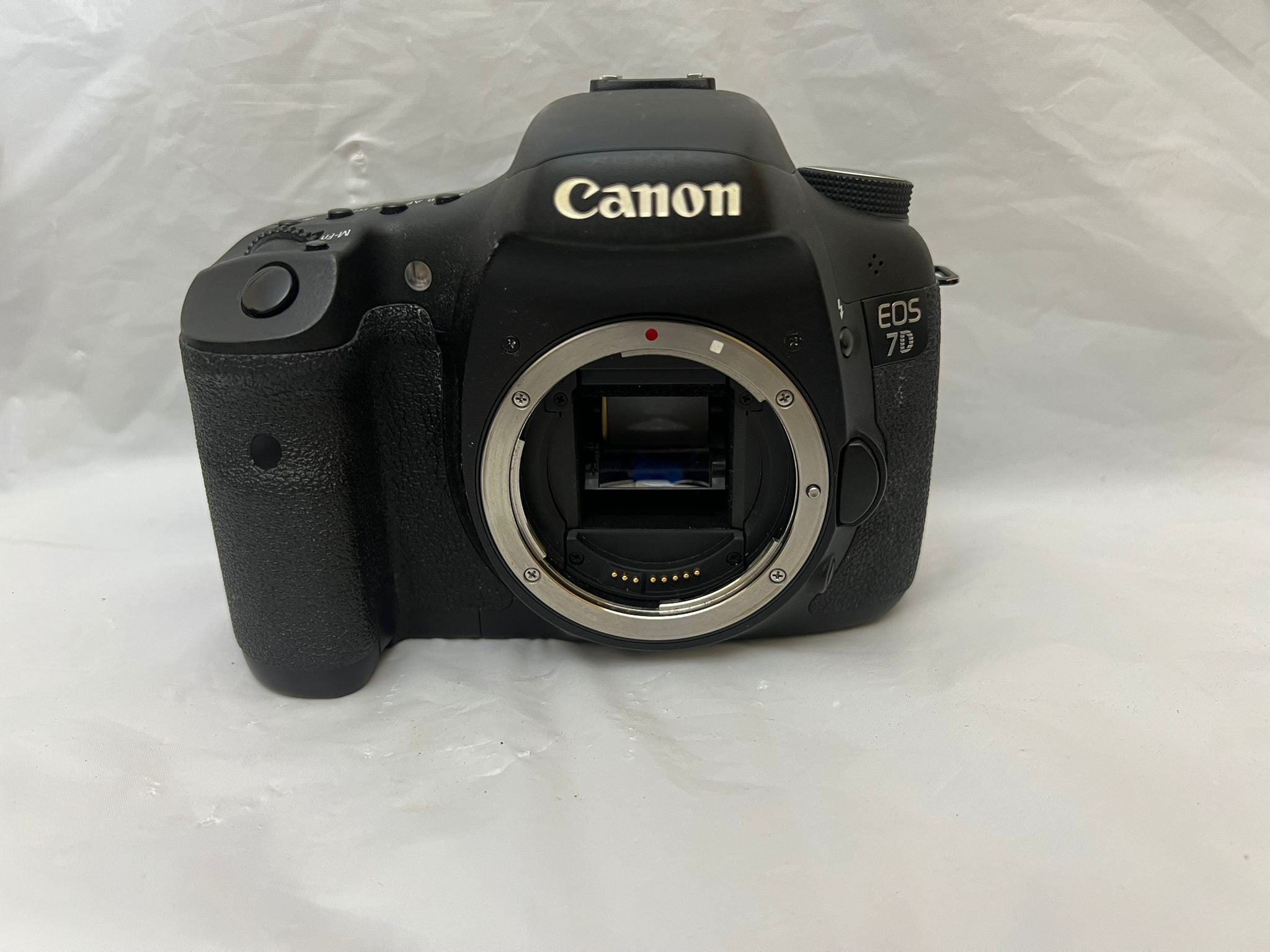 Canon EOS 7D 18MP CMOS DSLR Camera - Body