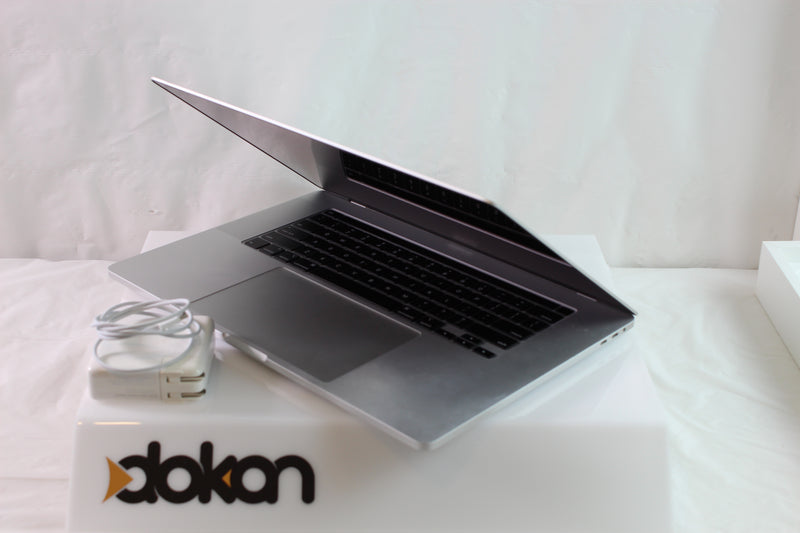 MacBook Pro 16" 2019 - i7 16GB 512GB AMD Radeon Pro 5300M - Laptop - DOKAN